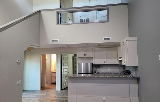 7701 VIA DEL MAR CIR
