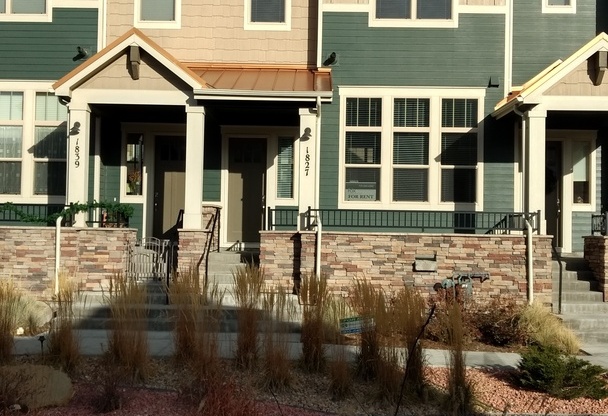 Beautiful 3 bed, 2.5 bath townhome in Louisville