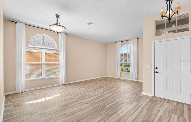 TAMPA HOME FOR RENT!