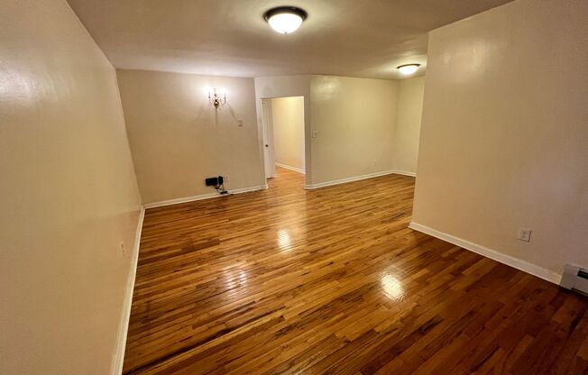 224-19 Braddock Ave