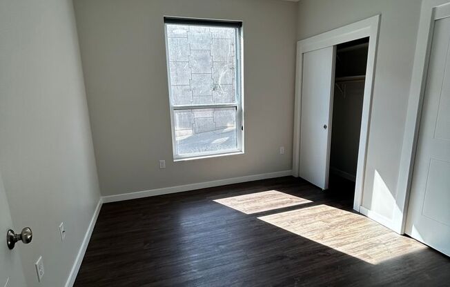 2 beds, 2 baths, 915 sqft, $1,595, Unit 226 - B915 Corner Unit