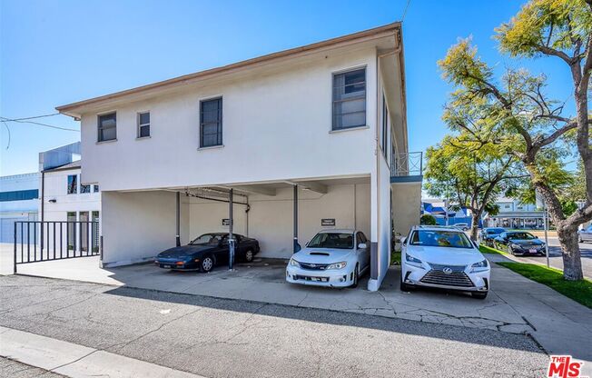 6164 PACKARD ST