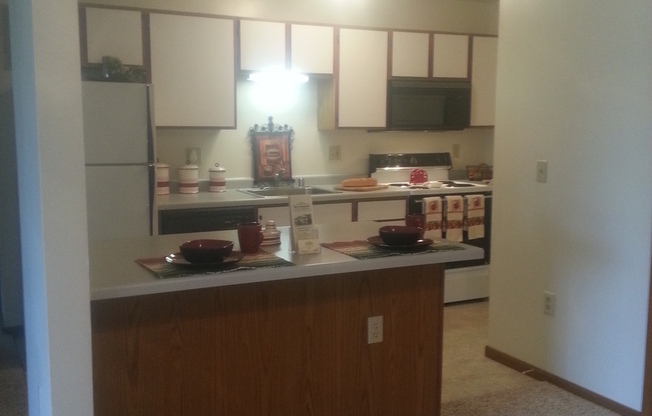 2 beds, 1 bath, 952 sqft, $1,125, Unit 1707-111