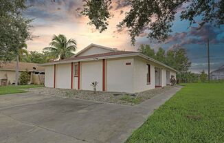 Duplex Cape Coral 2320-B