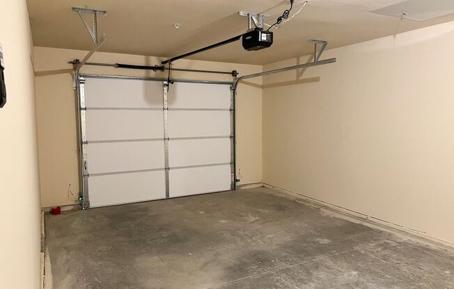 2 beds, 1 bath, 841 sqft, $1,499, Unit WT 405-18