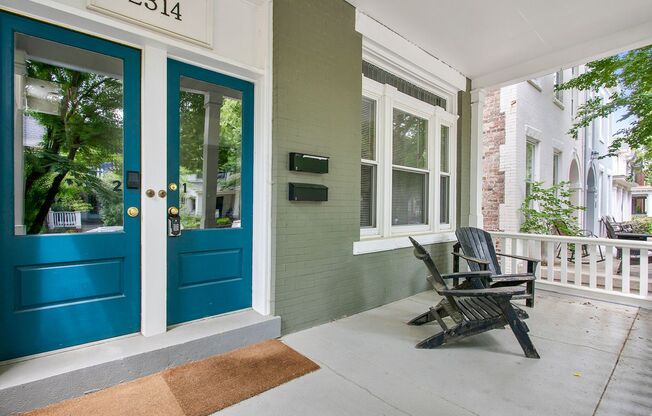$2,890 / 2 br / 2 ba / 1,400 sqft
