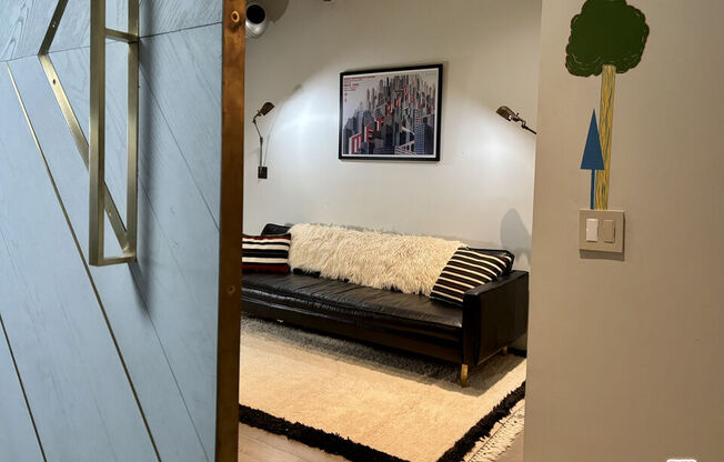 2 beds, 2 baths, 1,710 sqft, $6,750, Unit 401