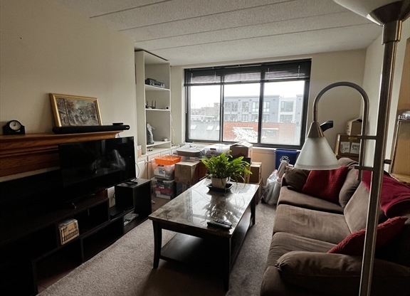 2 beds, 2 baths, 1,100 sqft, $3,500, Unit 411