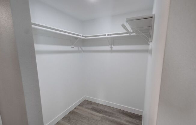 2 beds, 2 baths, 974 sqft, $3,195, Unit 4753-2