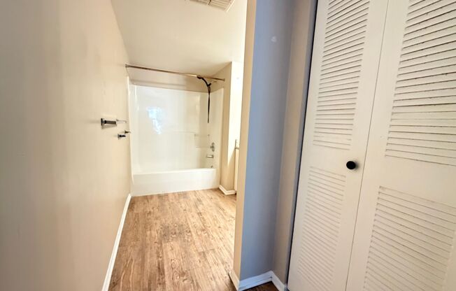 3 beds, 2 baths, 1,150 sqft, $1,850, Unit 8115-2