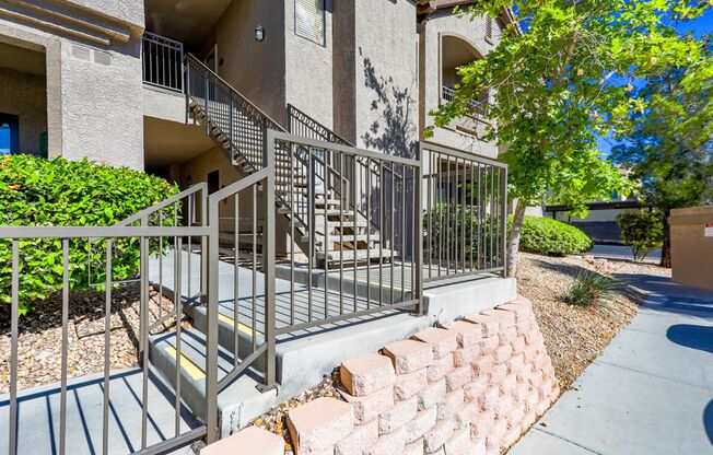 2 Bedroom, 1st Floor Condo In Northwest Vegas