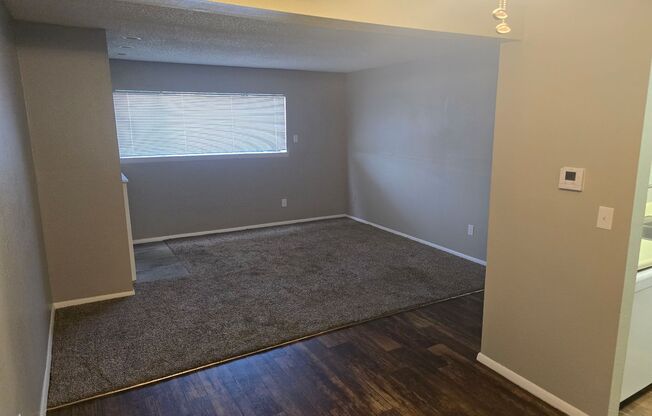 2 beds, 1 bath, 885 sqft, $750, Unit 111