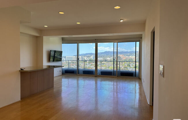 2 beds, 2 baths, 1,182 sqft, $5,750, Unit 1911