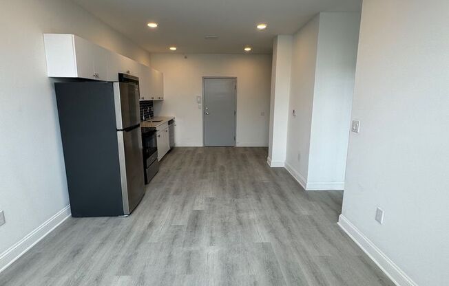 1 bed, 1 bath, 620 sqft, $1,195, Unit 205