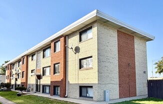 3818 820 25 AVE