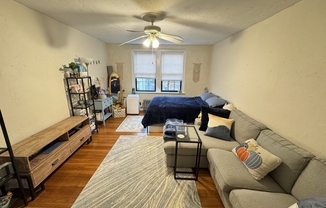 1 bed, 1 bath, 550 sqft, $2,000, Unit 5