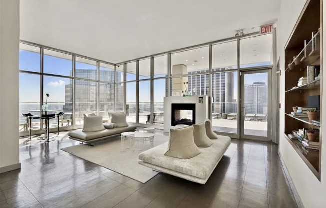 Studio, 1 bath, 452 sqft, $3,750, Unit 22H