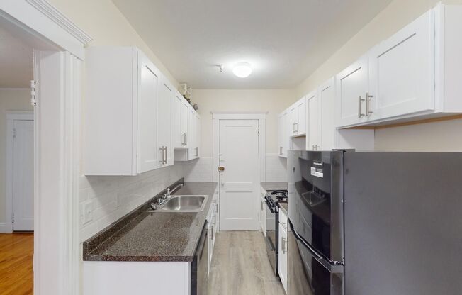 Newly Renovated Fenway Studio with Heat/Hot Water Included
