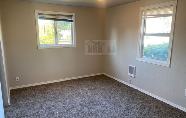 2 beds, 1 bath, $2,195