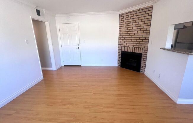 1 bed, 1 bath, 590 sqft, $2,395