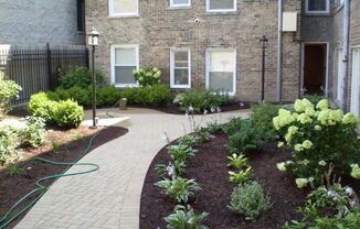 Studio, 1 bath, 342 sqft, $1,295, Unit 105