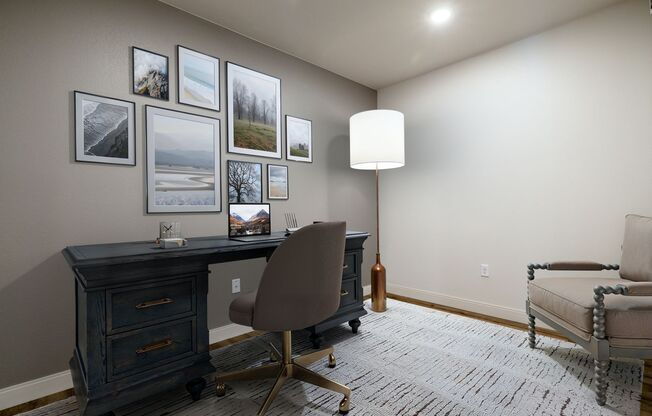 1 Bedroom & 1 Bedroom + Den at UC!