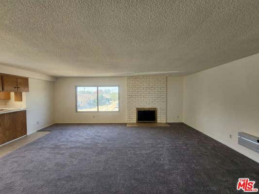 1 bed, 1 bath, 1,050 sqft, $1,800, Unit 3