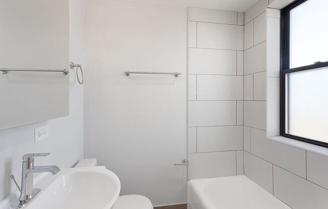 1 bed, 1 bath, 408 sqft, $1,750, Unit 4A