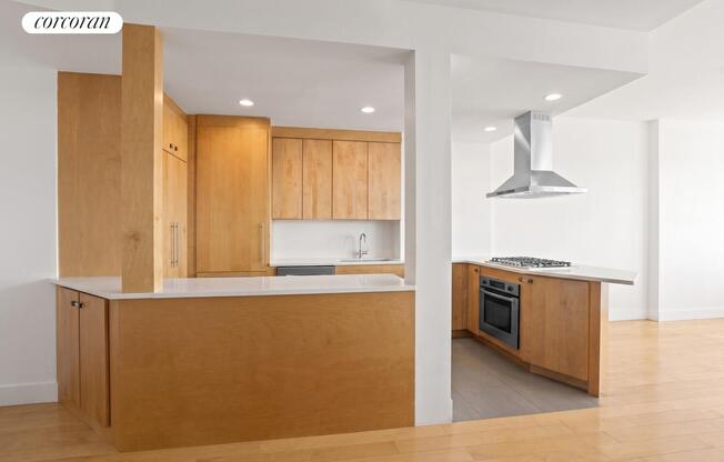 3 beds, 2.5 baths, 1,414 sqft, $11,995, Unit 18KL