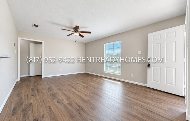 860 Potomac Dr - Pet Friendly 3 Bedroom Rental Home in Lancaster, TX with Garage, Central AC and Stainless Steel Appliances