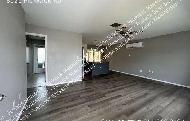 8521 PICKWICK RD