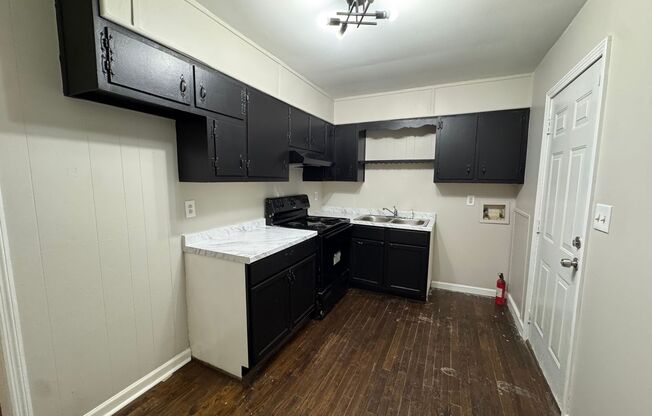 6243 6245 Vera Lane