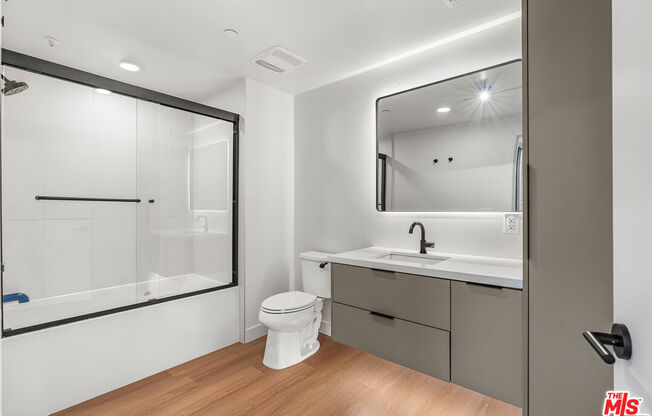 1 bed, 1 bath, 787 sqft, $3,995, Unit 603