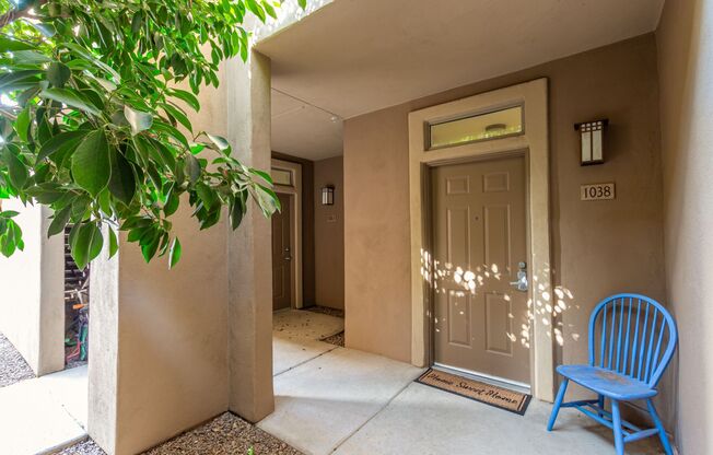 2 beds, 2 baths, $3,200