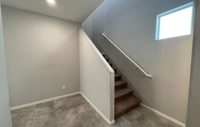 4512 Moon Hill Rock