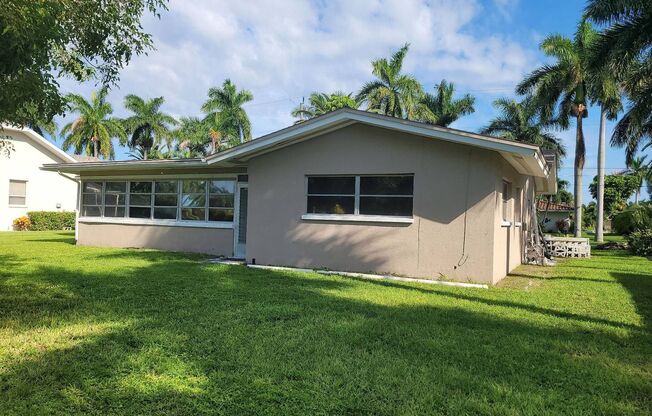 Direct Gulf Access Home For Rent!!   Fresh Paint and Carpet in the bedrooms!