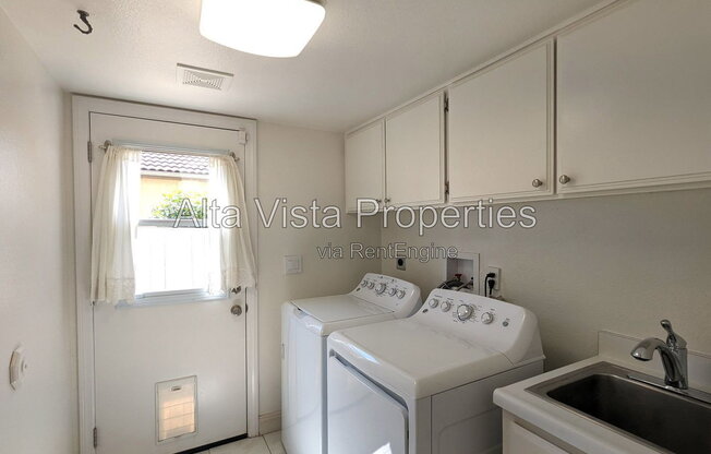 5 beds, 3.5 baths, 2,410 sqft, $5,995