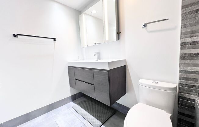 2 beds, 2 baths, $1,500, Unit # 1074