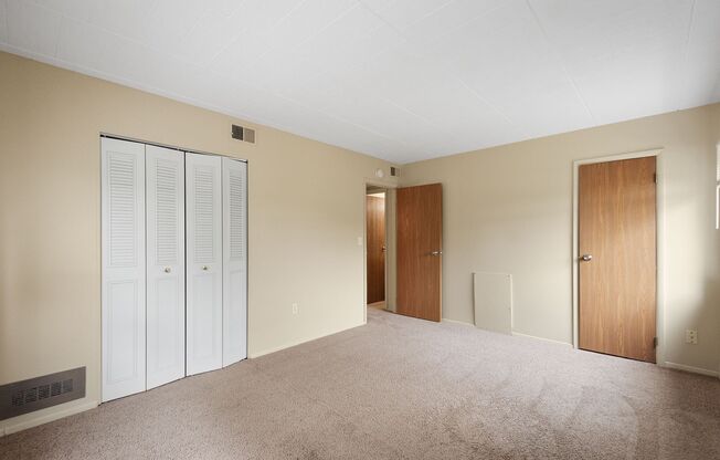 1 bed, 1 bath, 750 sqft, $625, Unit 102 J