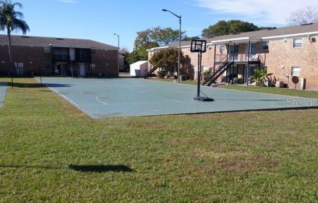 5317-K103 Curry Ford Road, Orlando 2bed/1bath