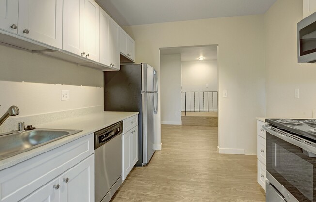 2 beds, 1 bath, 1,150 sqft, $1,825, Unit 71