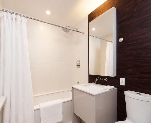 1 bed, 1 bath, 762 sqft, $6,500, Unit 31Y