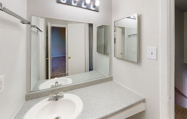 2 beds, 1.5 baths, 1,210 sqft, $1,199, Unit 15-G