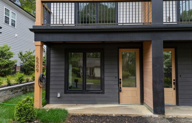 Gorgeous New Construction, Modern Finishes, Spacious Floorplan, Pet Friendly!