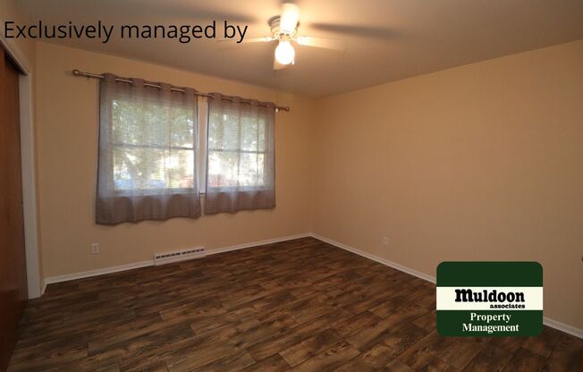 3 beds, 1.5 baths, $1,550