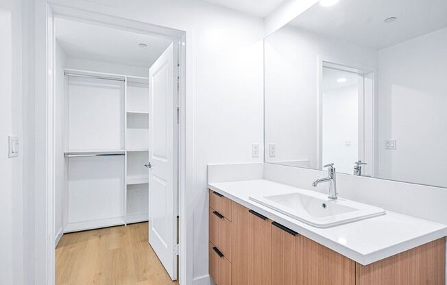 2 beds, 2 baths, 1,100 sqft, $2,899, Unit 407