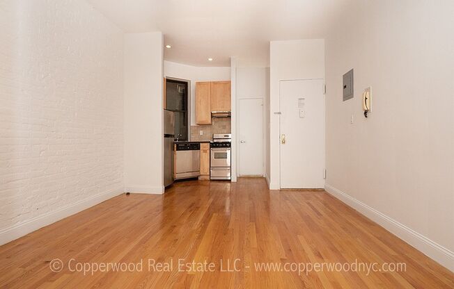430 East 89th St