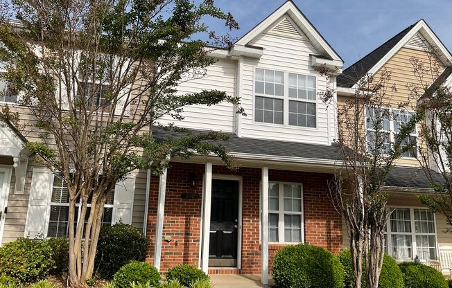 Townhome with 2 Bedrooms, 2.5 Baths