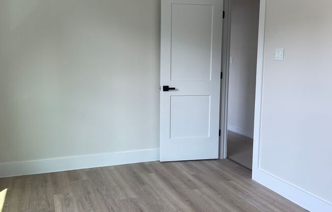 3 beds, 2 baths, 1,200 sqft, $2,599, Unit 1517-01