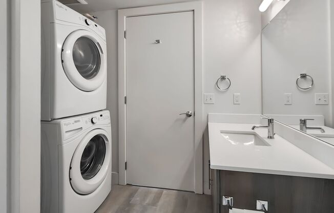 1 bed, 1 bath, 703 sqft, $2,625, Unit 505